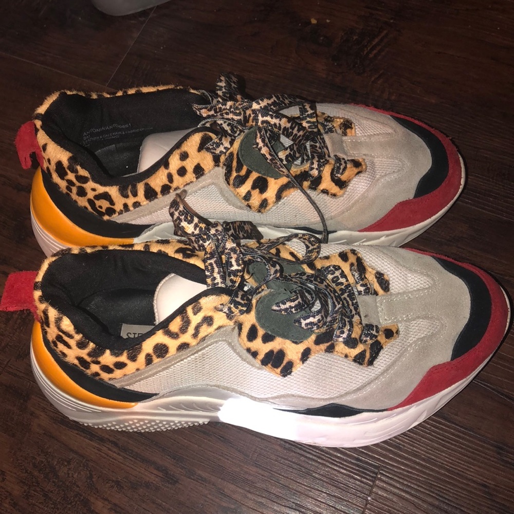 Steve Madden fun sneakers